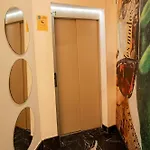 Isa Hotel *