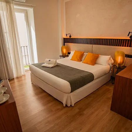 Hotel Isa *